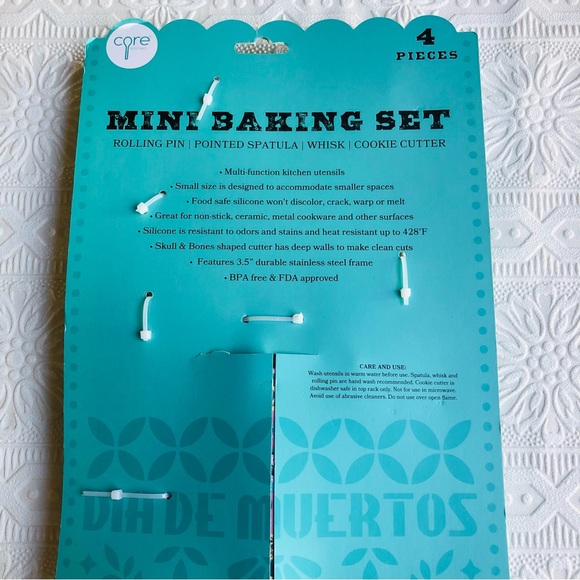 Halloween Skull Mini Baking Set 4 pc - Picture 5 of 6